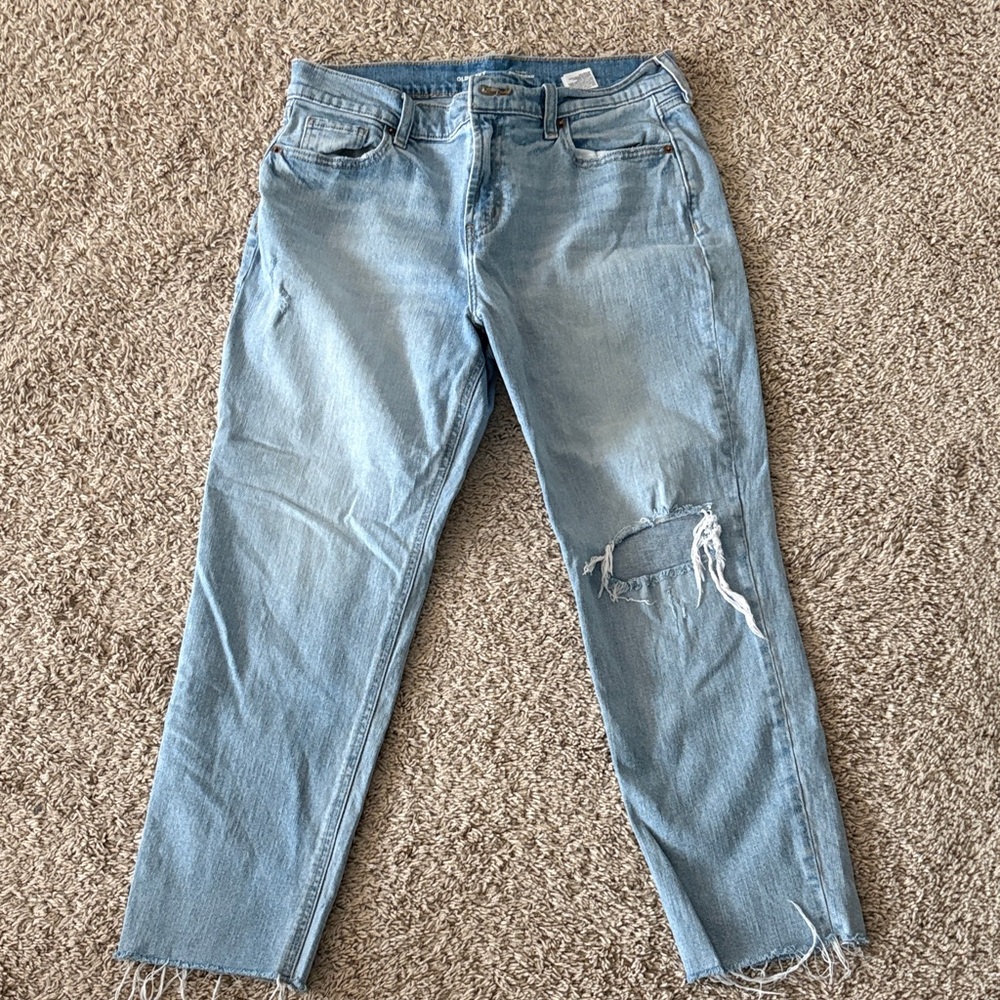 Light Blue Distressed Boyfriend Ankle Jeans